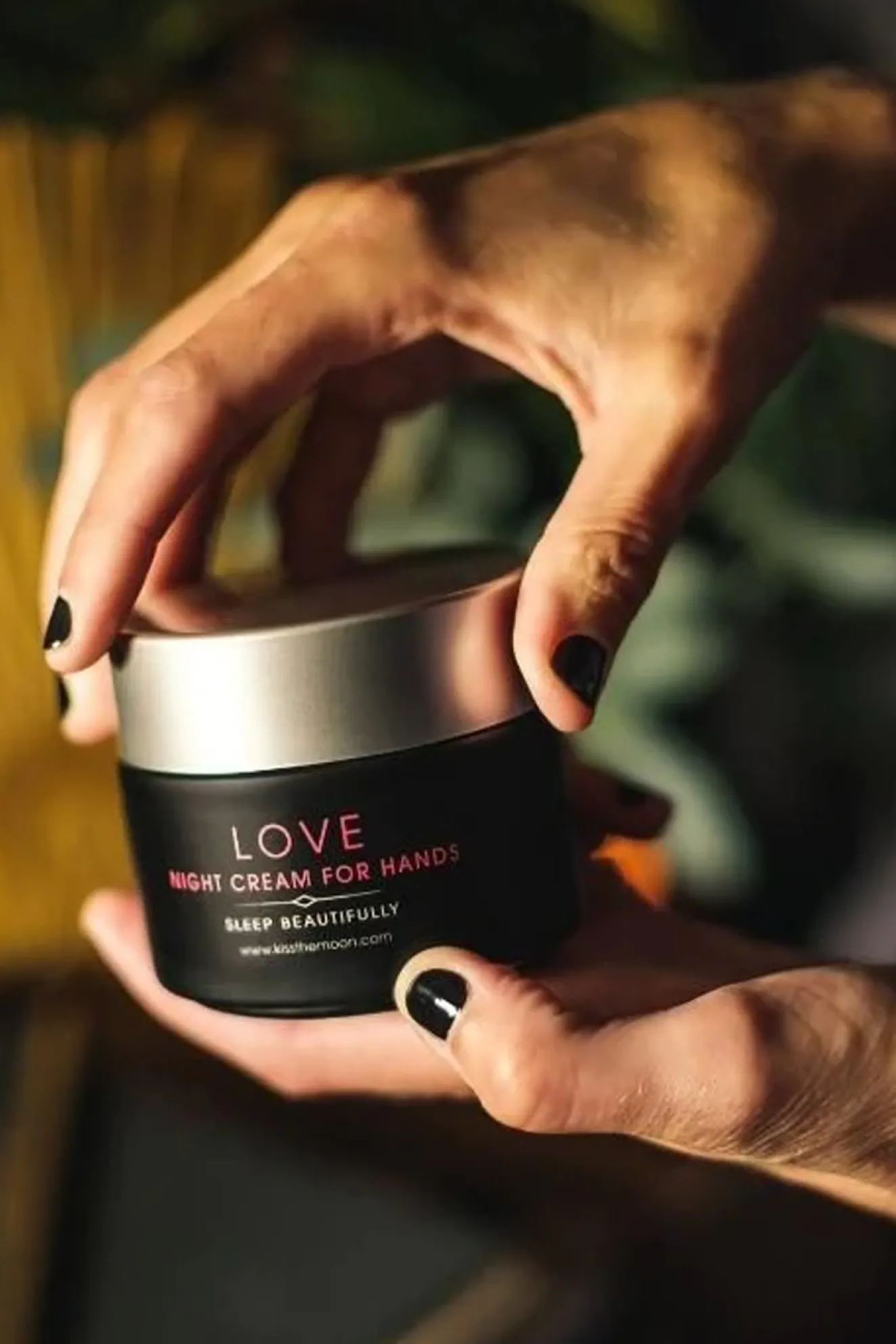 Love Night Cream For Hands With Rose & Frankincense