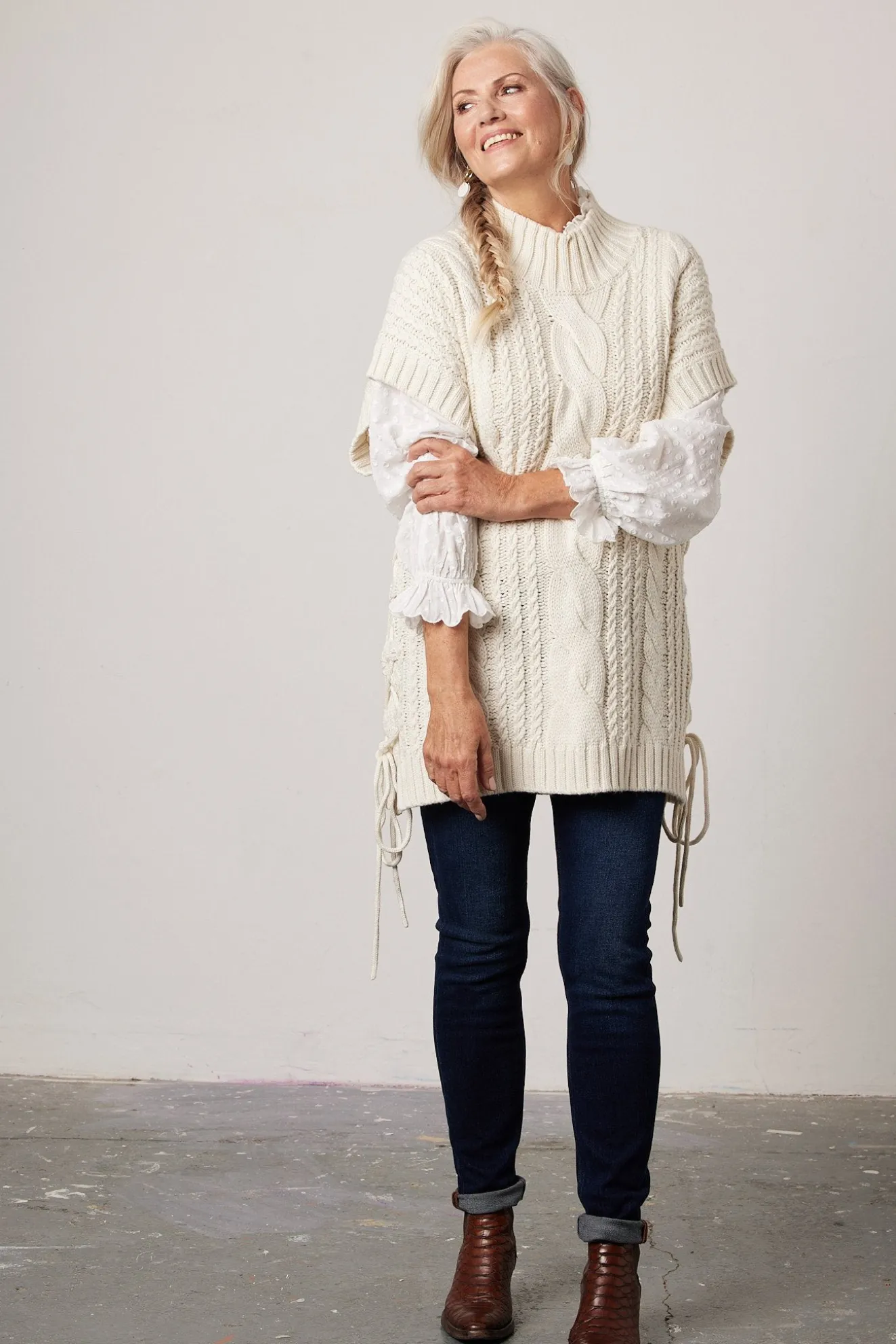 Stella Nova Elona Cable Knitted Vest
