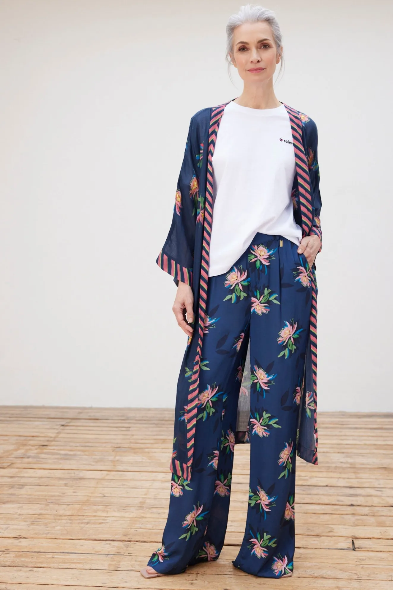 Pom Amsterdam Expressive Flower Trousers