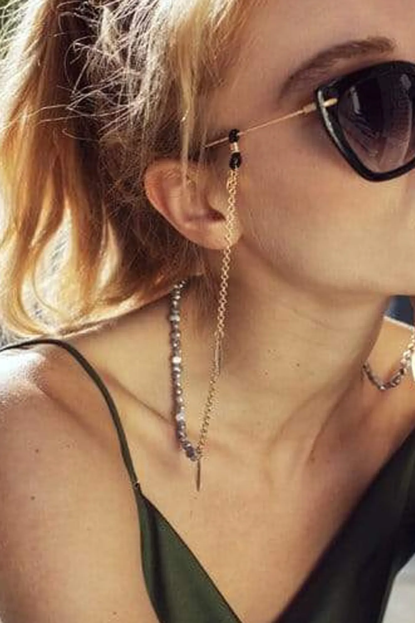 Bead It Dark Pearl Glasses Chain