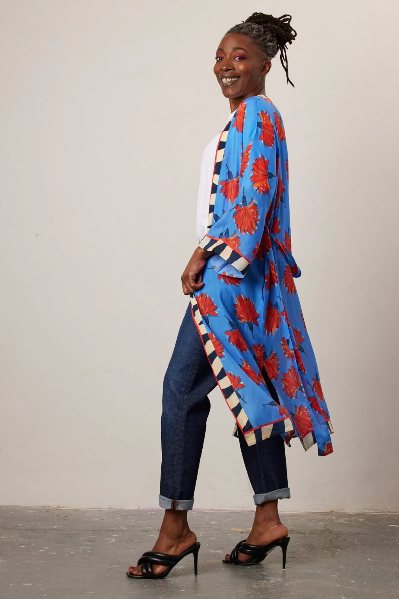 Pom Amsterdam Flowers Marina Blue Kimono