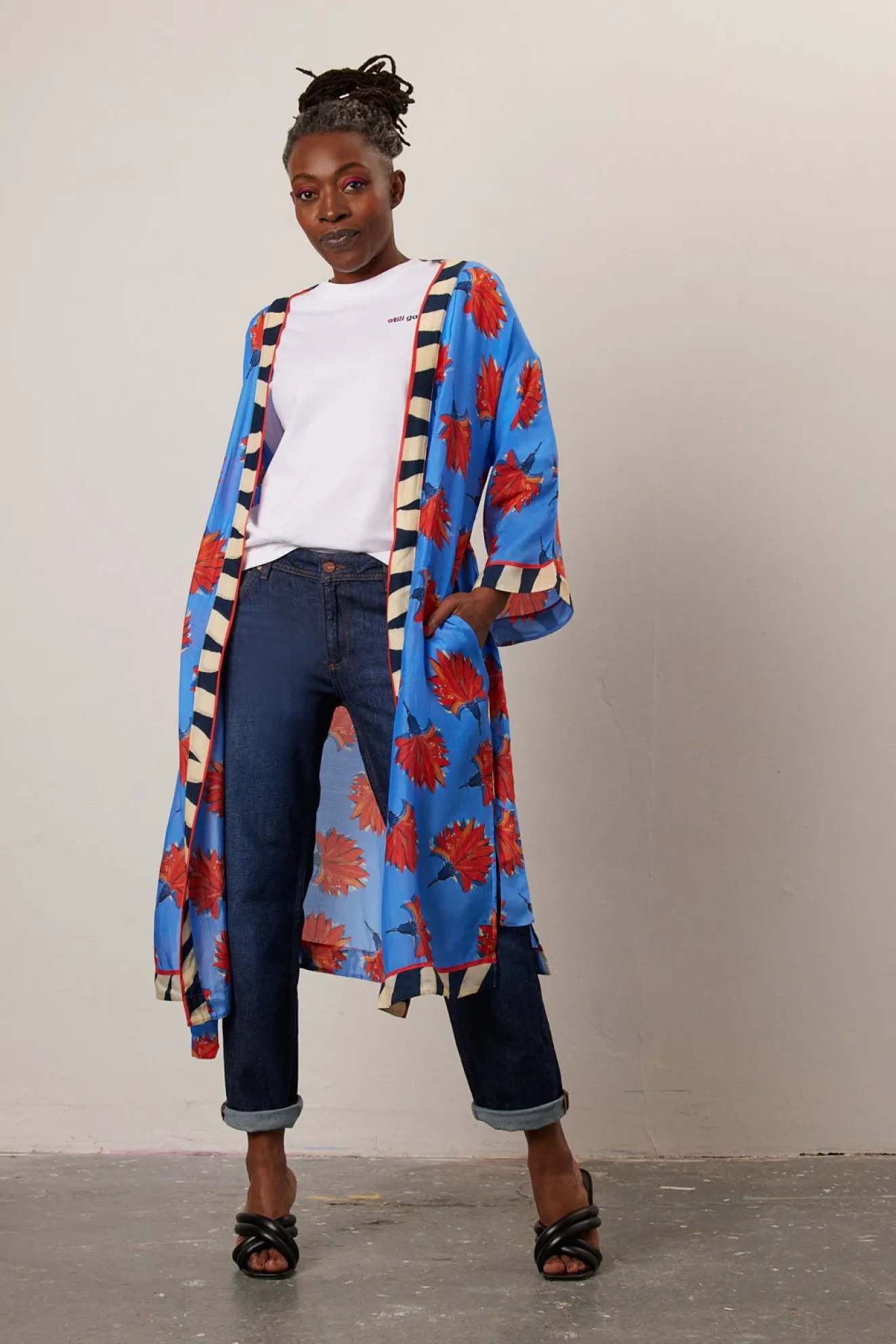 Pom Amsterdam Flowers Marina Blue Kimono