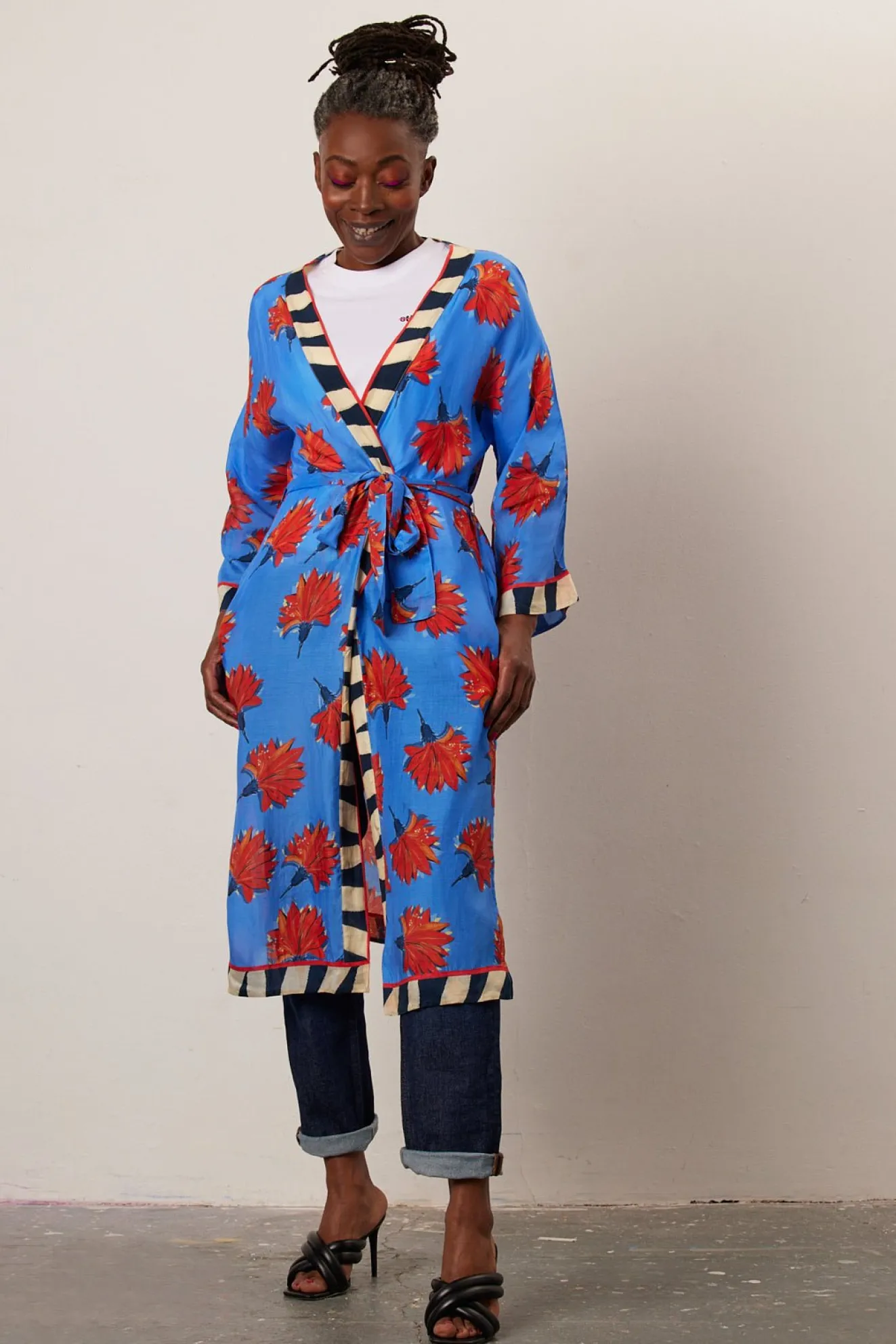 Pom Amsterdam Flowers Marina Blue Kimono