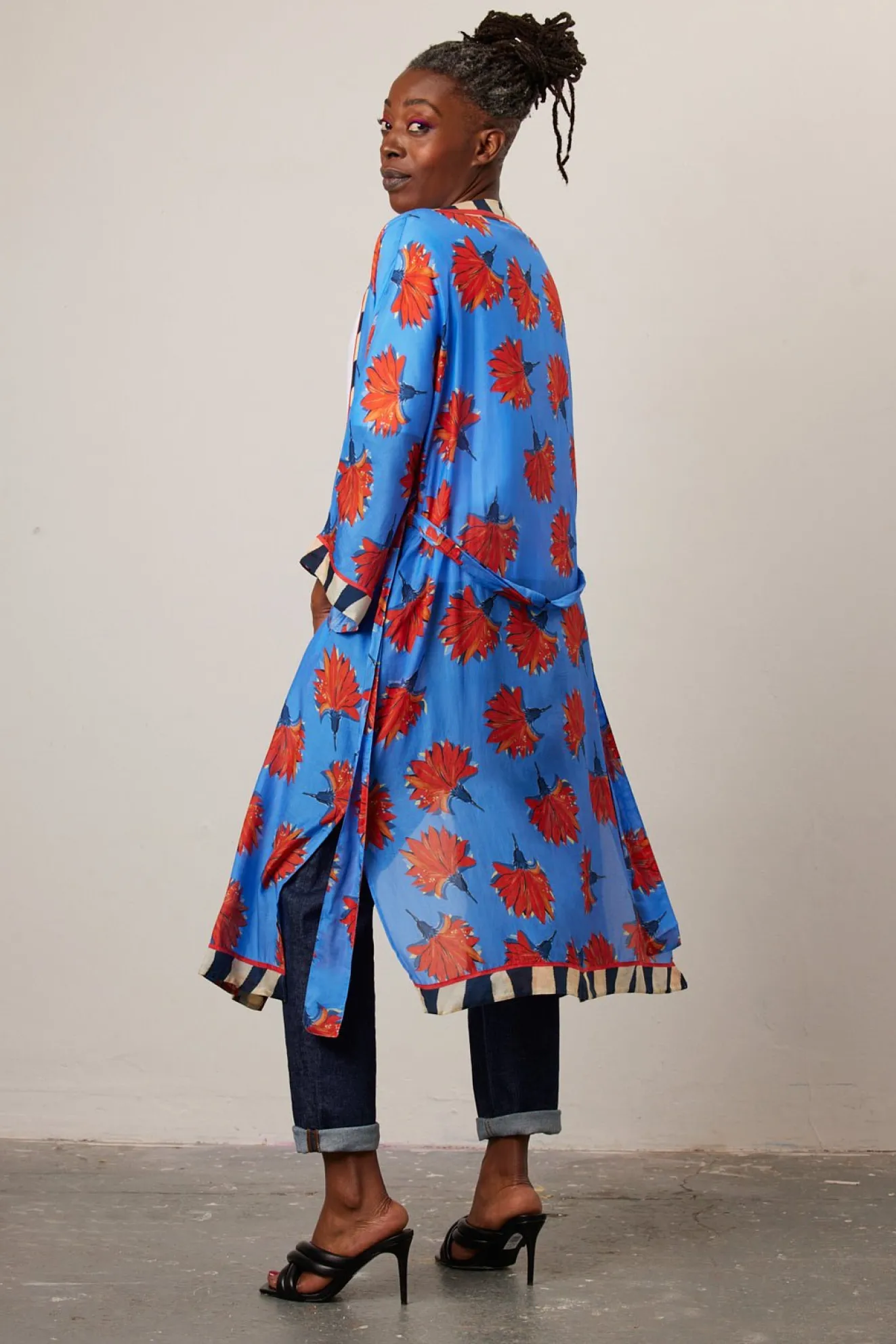 Pom Amsterdam Flowers Marina Blue Kimono