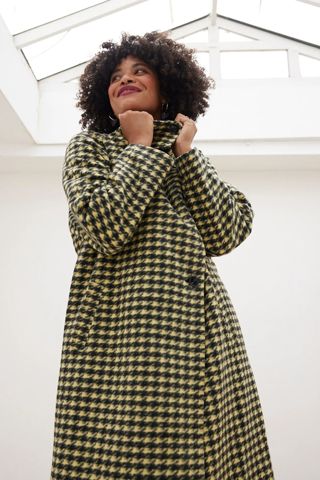 Jakke Henni Faux Wool Houndstooth Print Coat