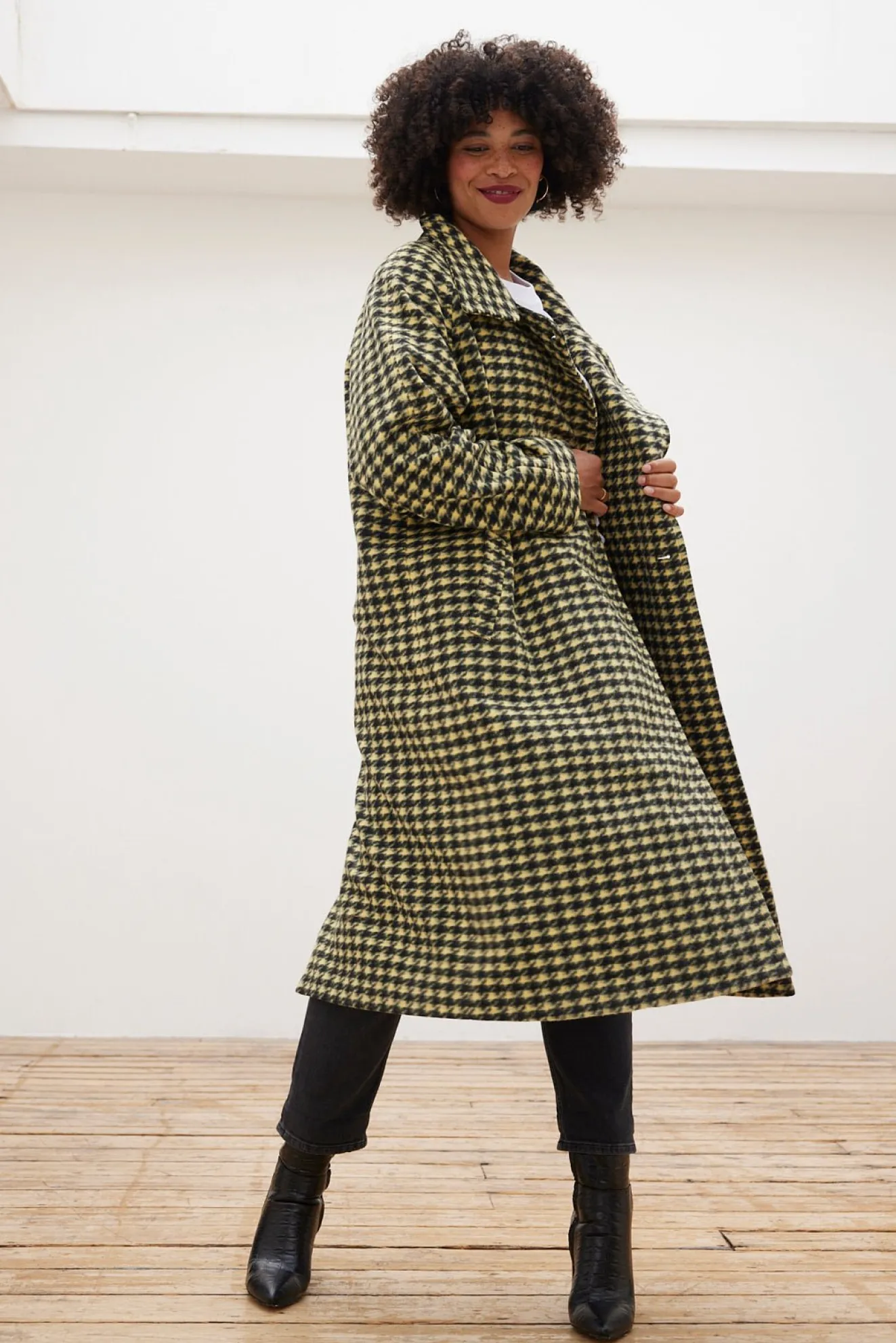 Jakke Henni Faux Wool Houndstooth Print Coat