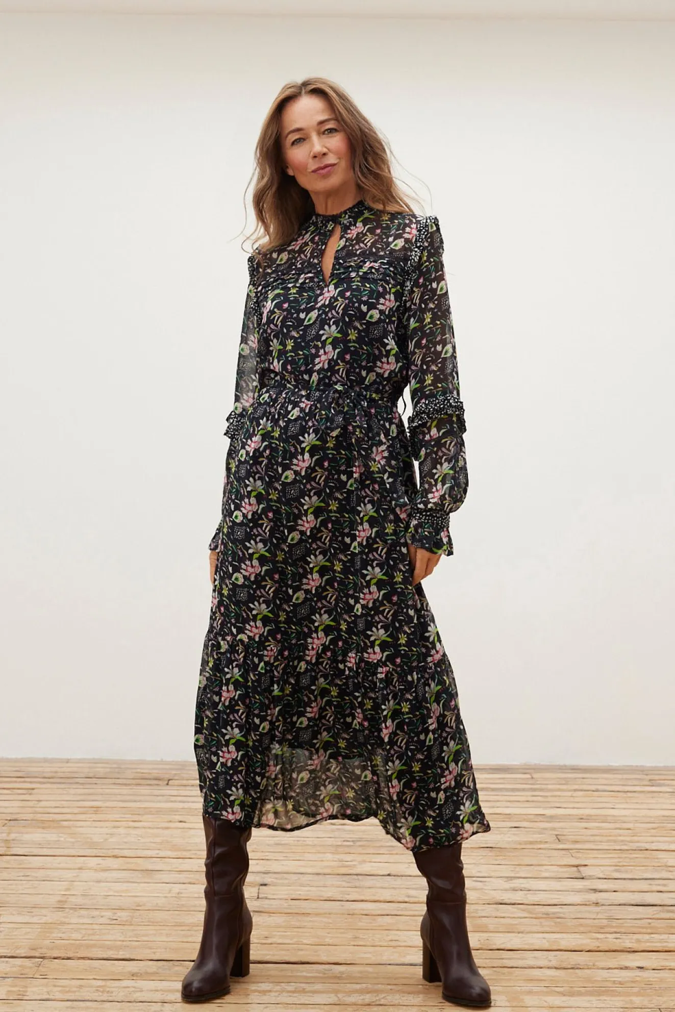 Pom Amsterdam Flowers Blaze Anthracite Midi Dress