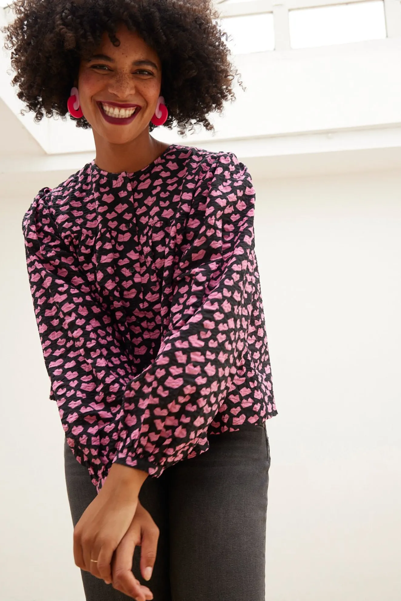 Stella Nova Heda Lip Print Blouse
