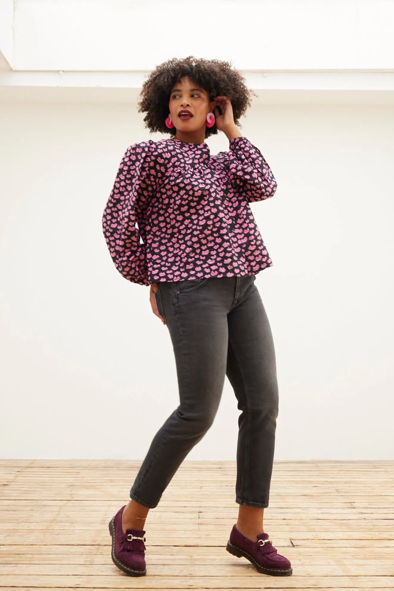 Stella Nova Heda Lip Print Blouse