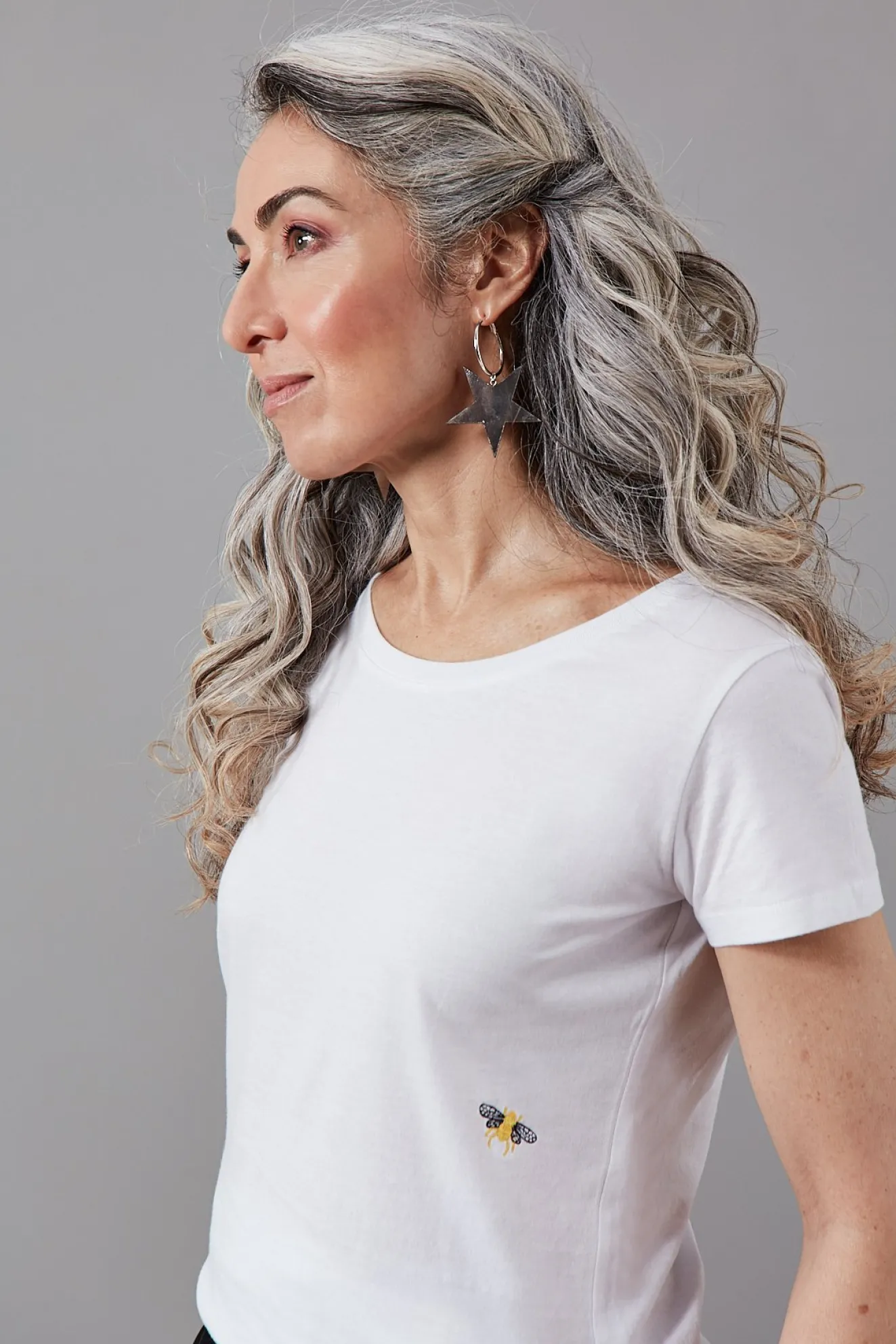 Bee Embroidered T-Shirt In Black & White