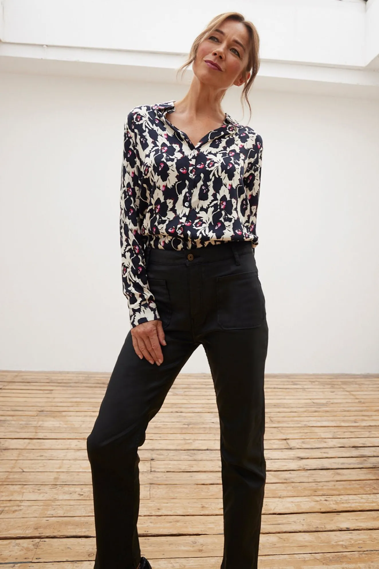 Pom Amsterdam Mila Flowers Black & White Blouse