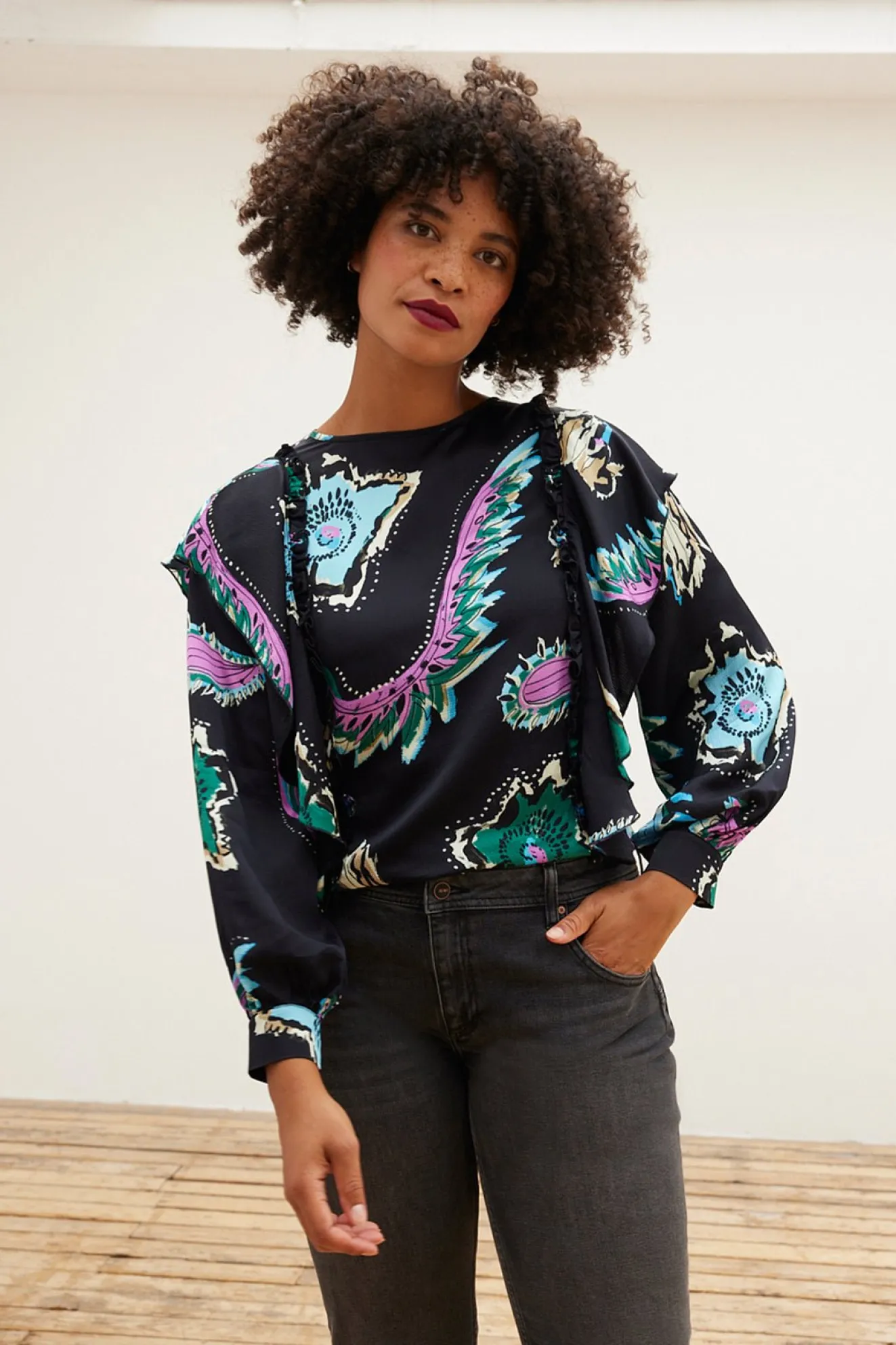 Pom Amsterdam Tides Deep Black Printed Top