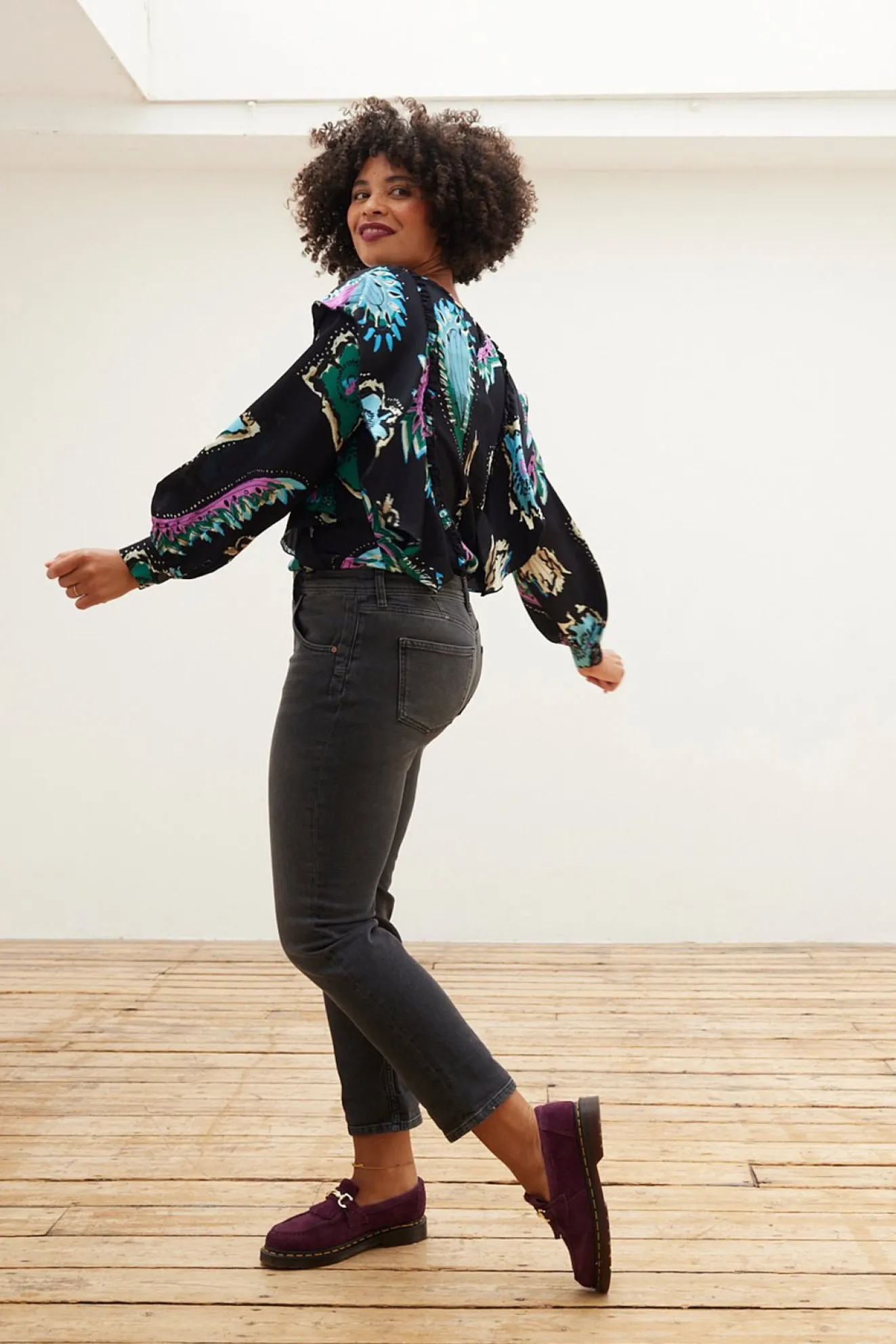 Pom Amsterdam Tides Deep Black Printed Top