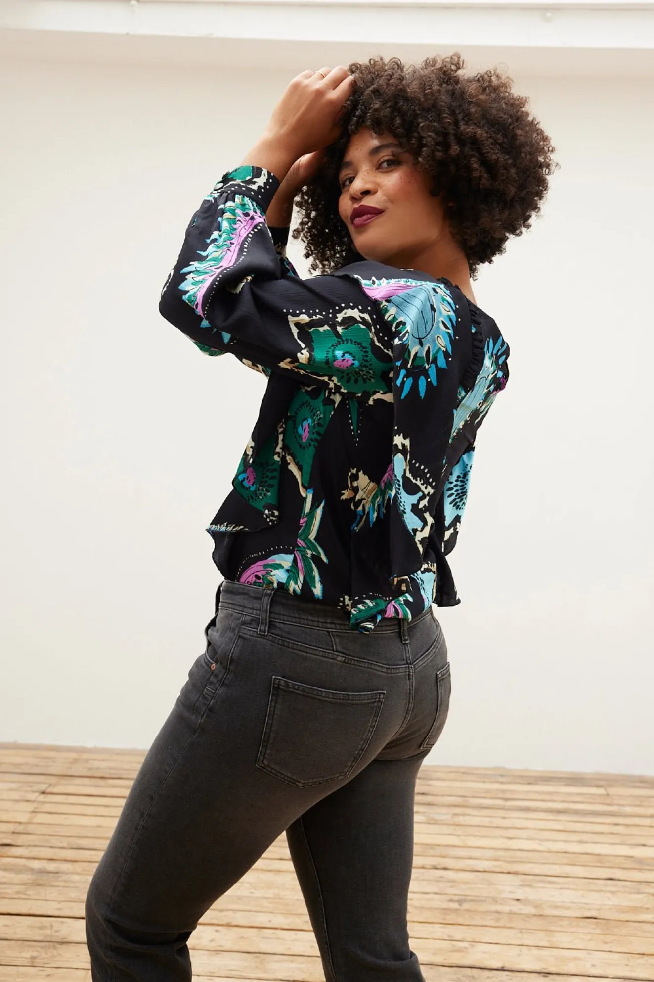 Pom Amsterdam Tides Deep Black Printed Top