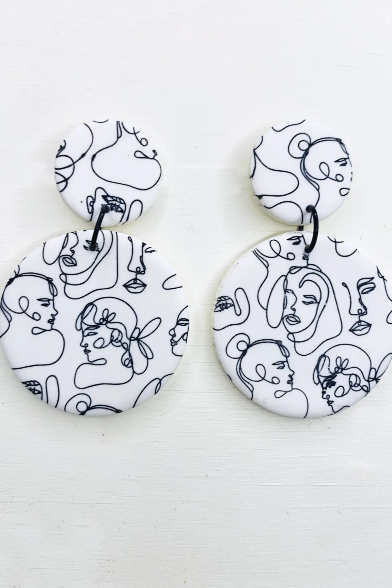 Faces White Large Earrings