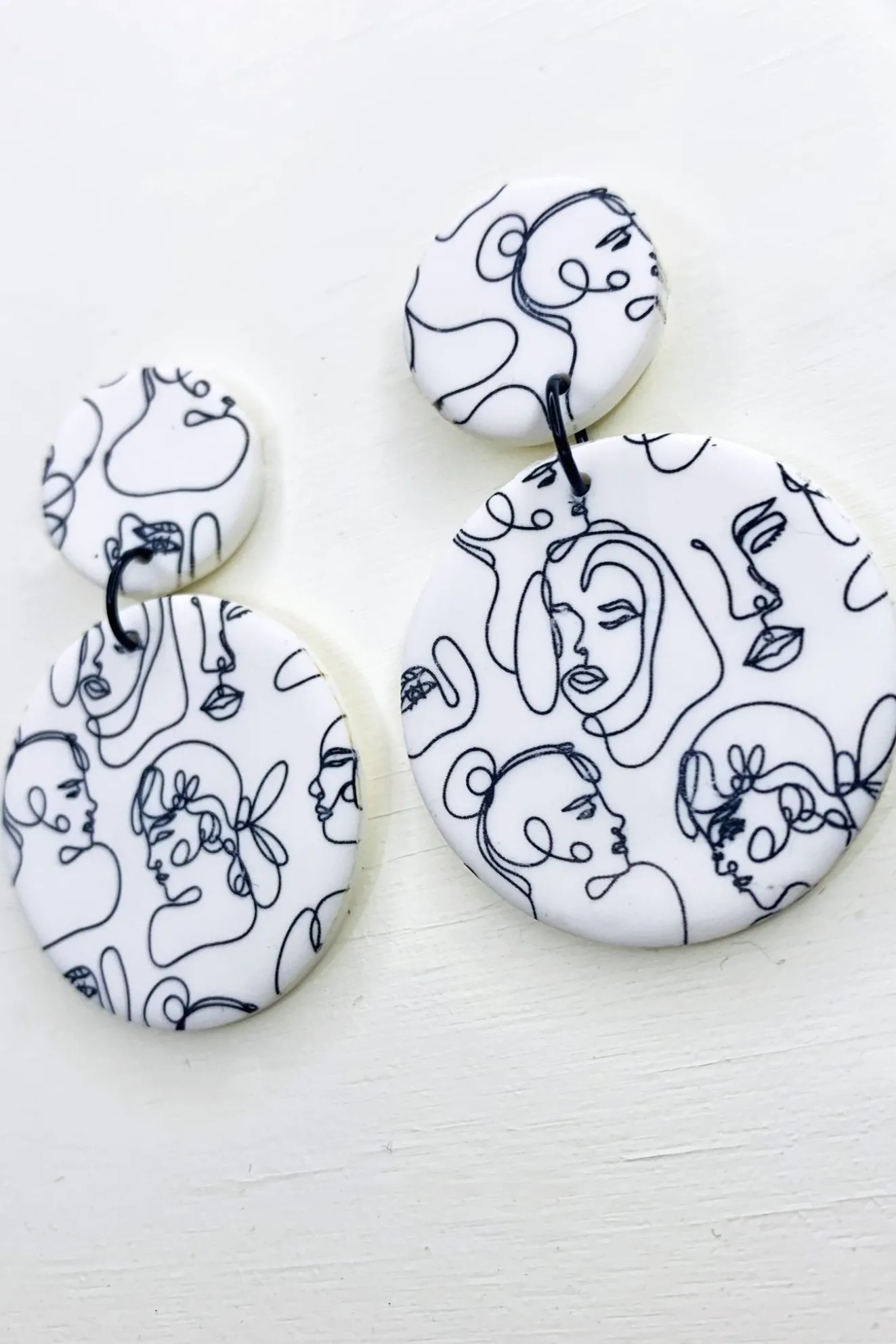 Faces White Large Earrings